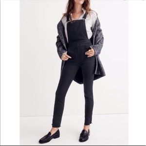 NWOT Madewell black skinny overalls